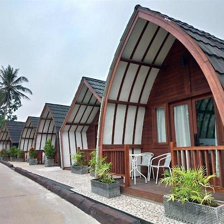 Chevilly Resort And Camp Bogor Dış mekan fotoğraf